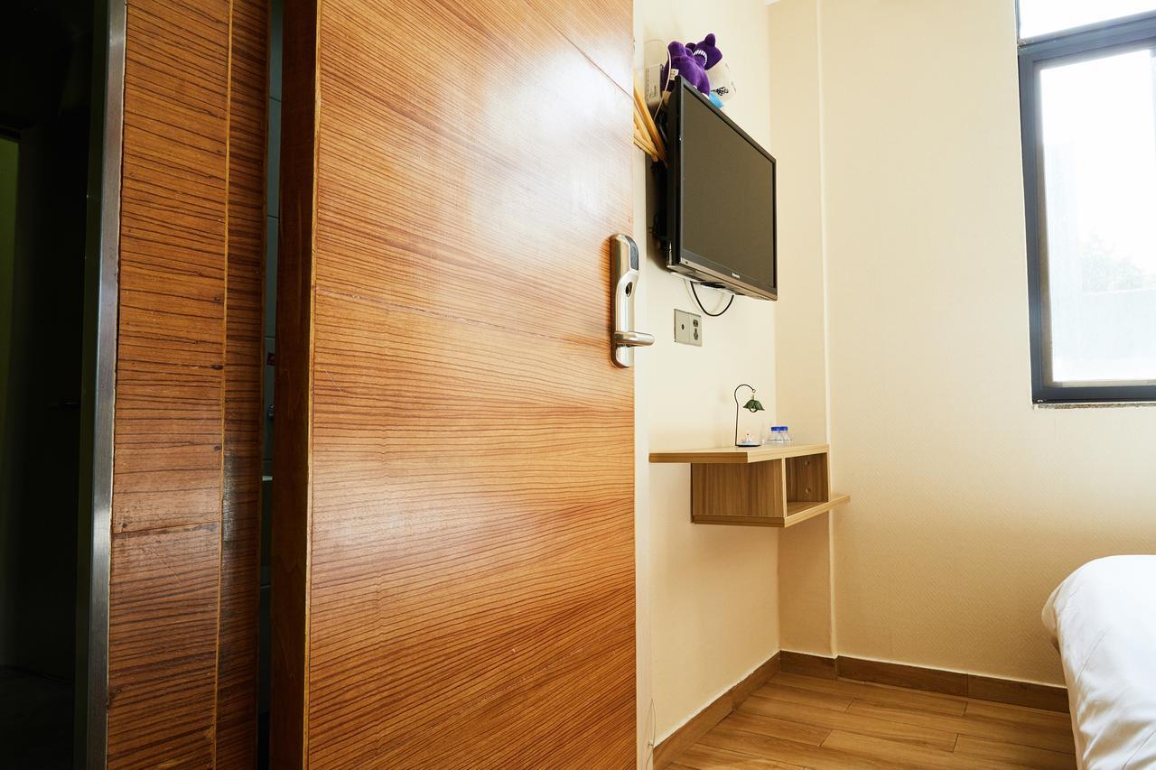 Starry Hotel Гуанджоу Екстериор снимка